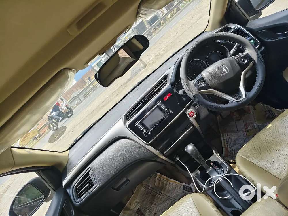 Honda City V At Sunroof 2015
