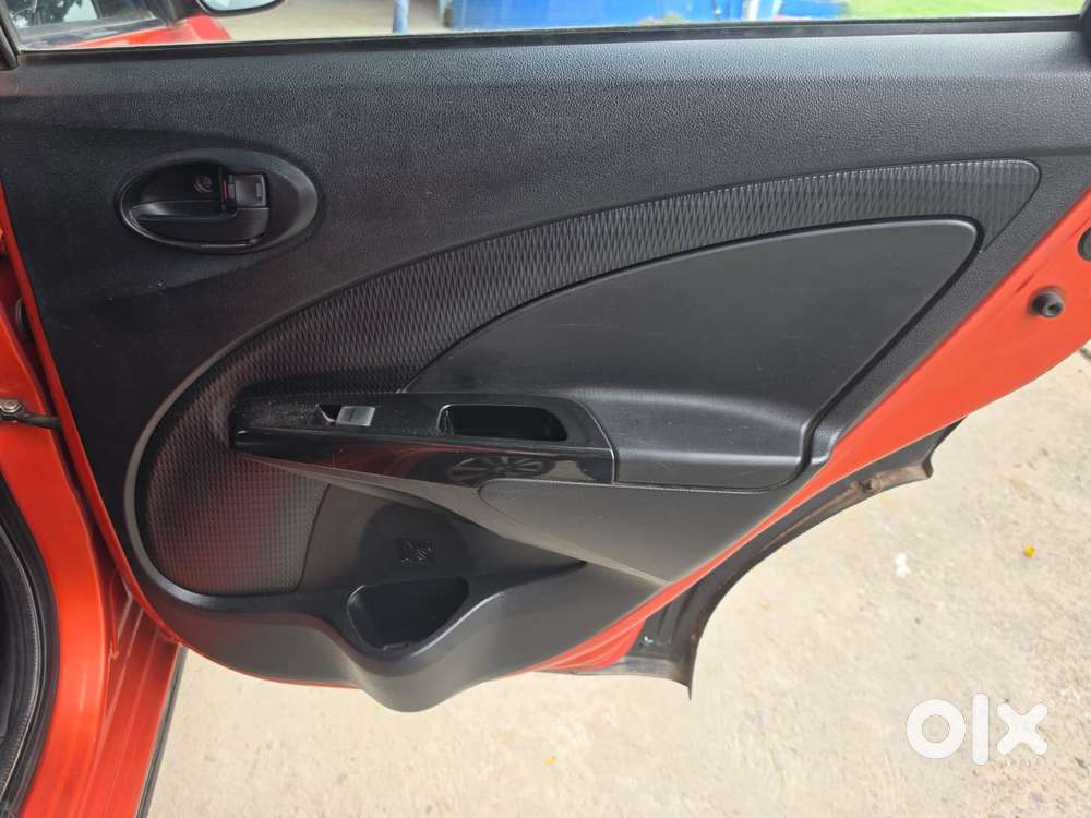 Toyota Etios Cross, 2014, Petrol