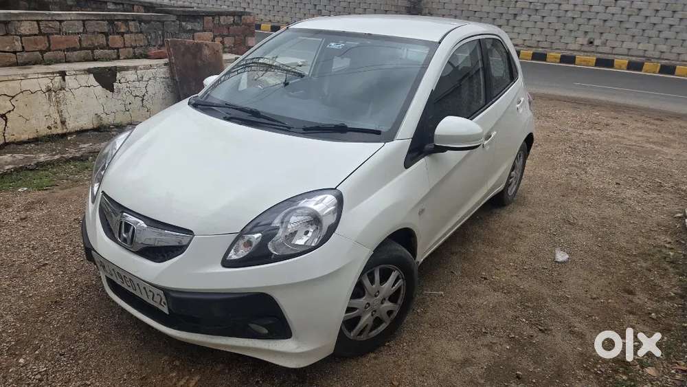 Honda Brio Vx Petrol 2011