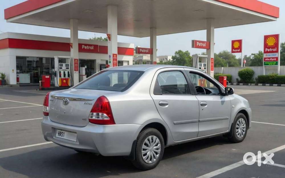 Toyota Etios, 2011, Petrol