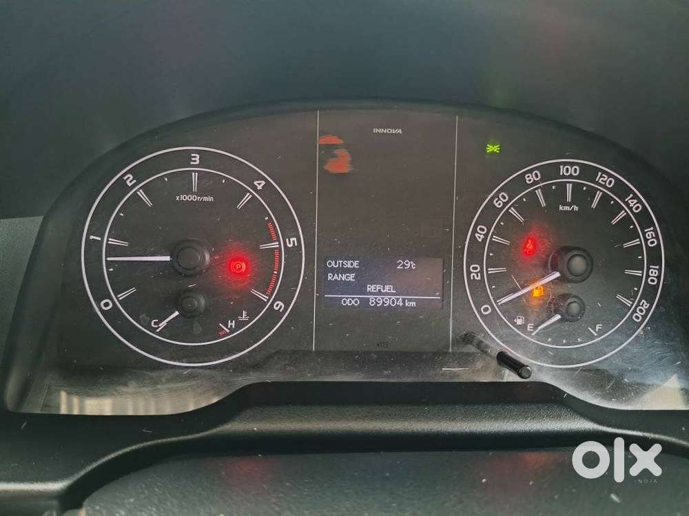 Toyota Innova Crysta 2.4 Gx Limited Edition 8 Str, 2023, Diesel