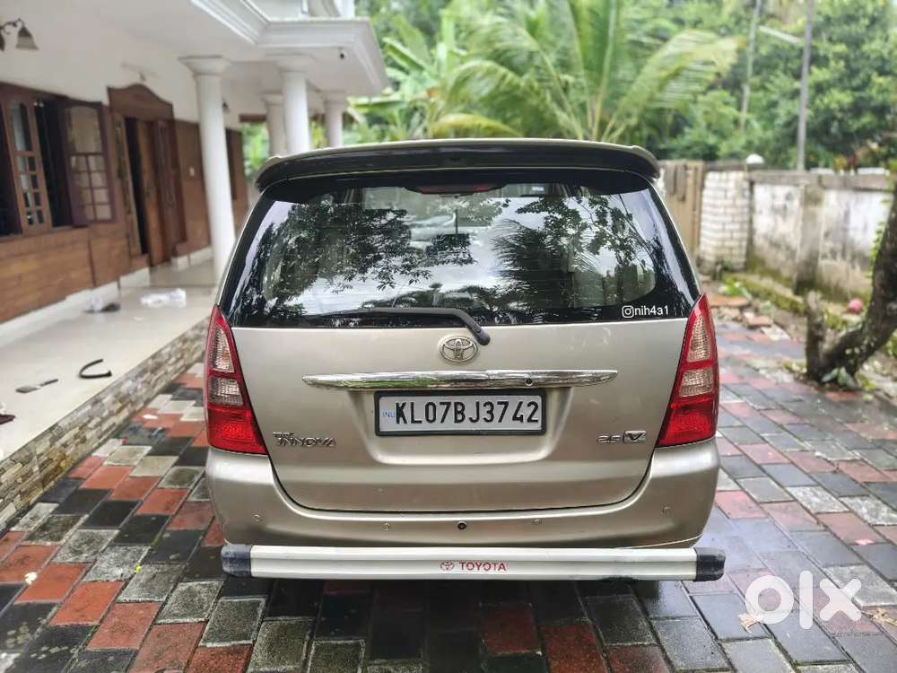 Toyota Innova 2.5 V 2008