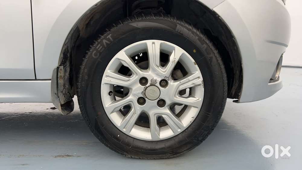 Tata Tiago Xz, 2016, Petrol