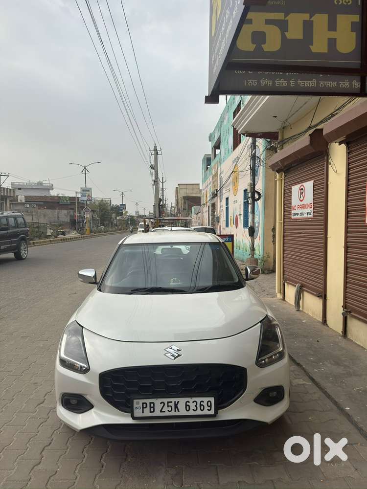 Maruti Suzuki Swift Vxi 2025