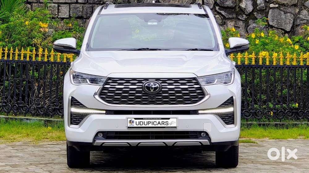 Toyota Innova Hycross 2.0 Zx (o) Hybrid 7 Str, 2024, Petrol