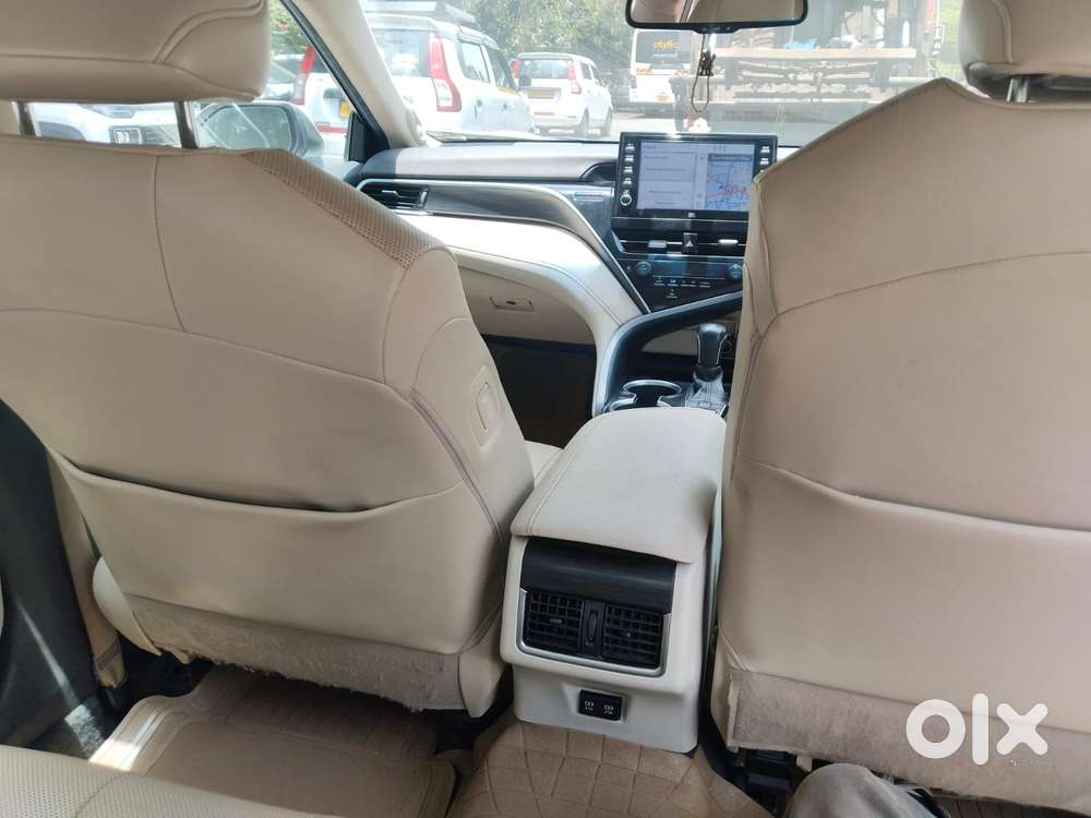 Toyota Camry Hybrid, 2024, Petrol