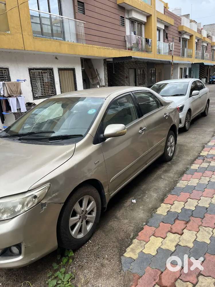 Toyota Corolla Altis 2010