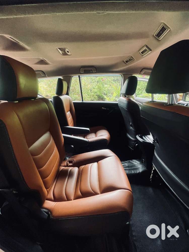 Innova Crysta 2019 Manual