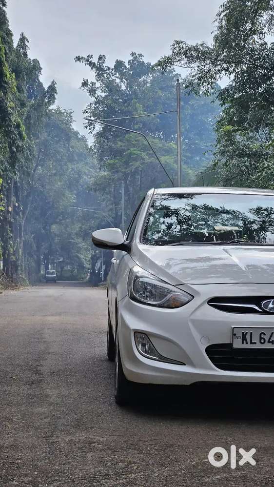 Hyundai Fluidic Verna 2013 Diesel 105000 Km Driven