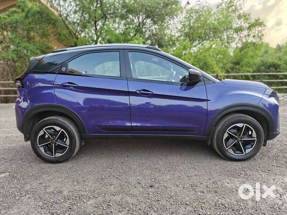 Tata Nexon Fearless Purple 1.5 Revotorq Diesel 6amt Dual Tone, 2023,..