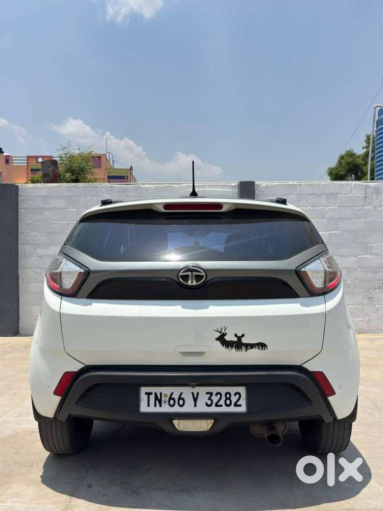 Tata Nexon, 2018, Petrol