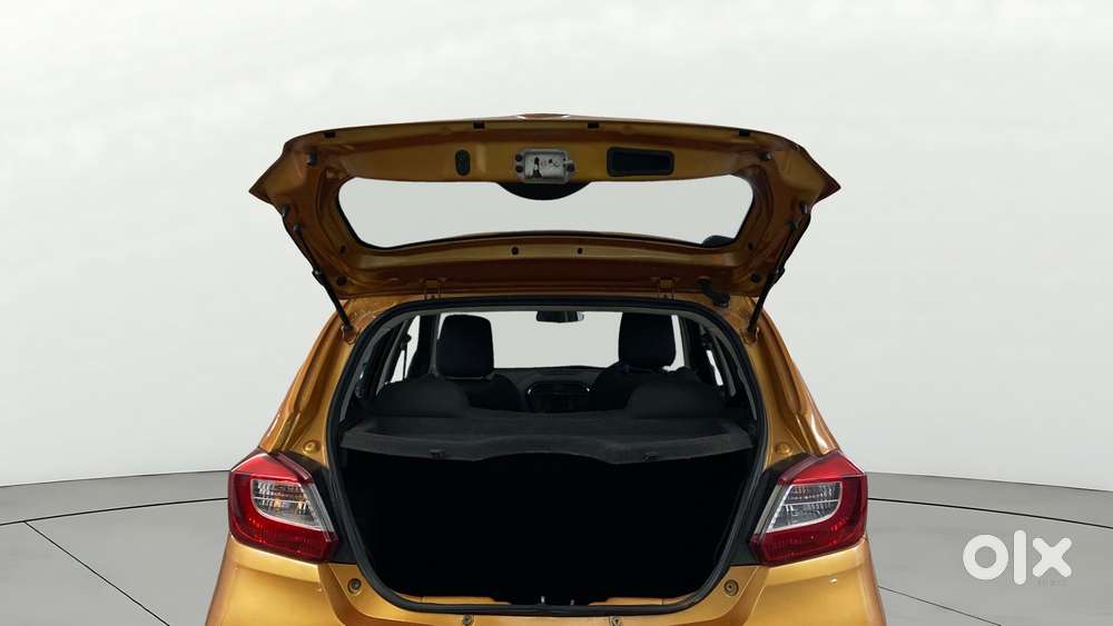 Tata Tiago 1.2 Revotron Xza, 2018, Petrol