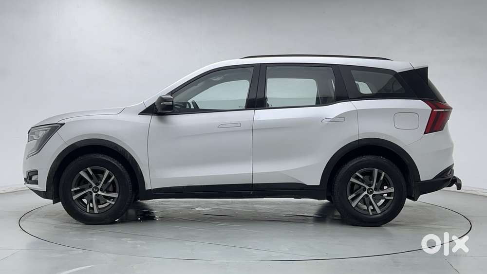 Mahindra Xuv700 2.2 Ax 5 Diesel At 7 Str, 2023, Diesel