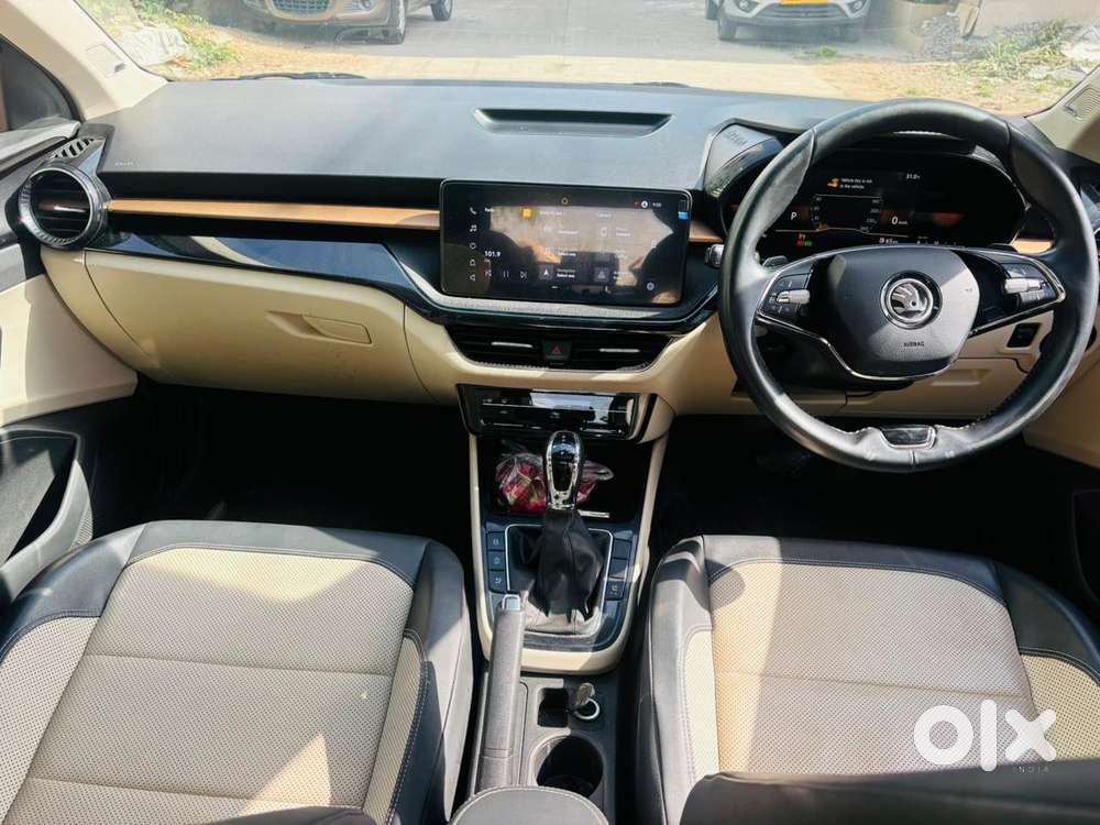 Skoda Slavia Style 1.0l Tsi At, 2022, Petrol