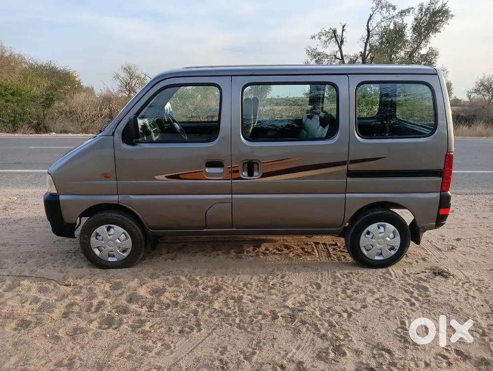 Maruti Suzuki Eeco 2022 Petrol 60000 Km Driven