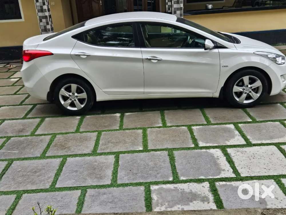 Hyundai New Elantra 2012 Diesel Manual
