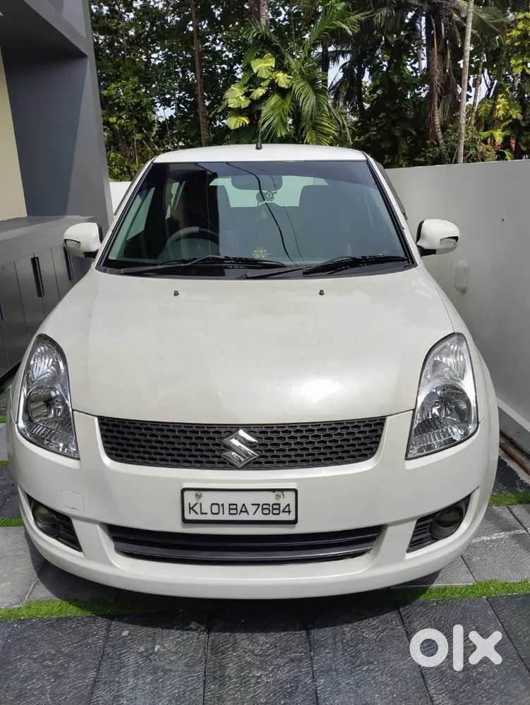 Maruti Suzuki Swift Lxi 2011