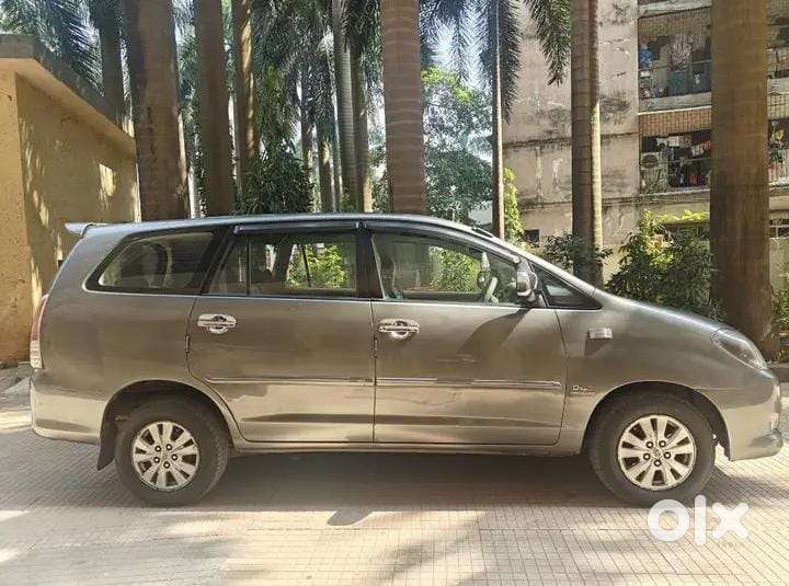 Toyota Innova 2.5 G (diesel) 7 Seater, 2011, Diesel