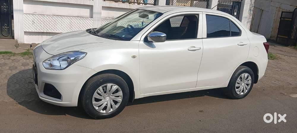 Maruti Suzuki Dzire 1.2 Vxi, 2022, Petrol