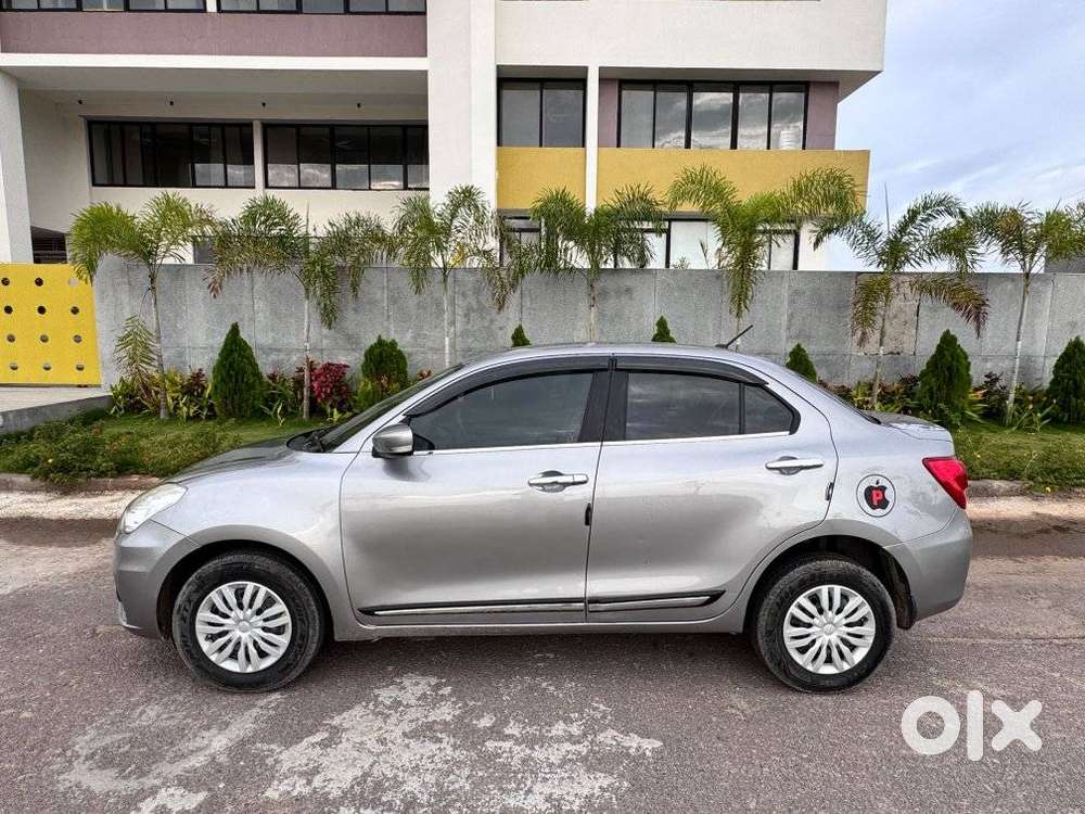 Maruti Suzuki Swift Dzire Vxi Optional, 2020, Petrol