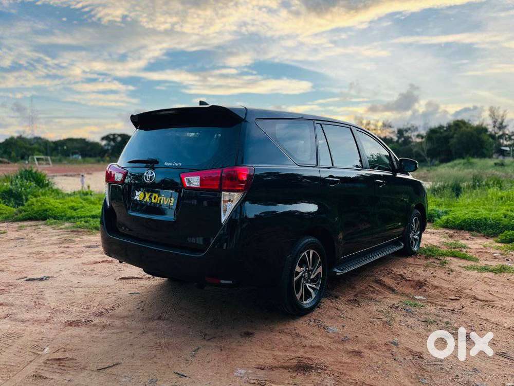 Toyota Innova Crysta 2.8 Gx At 8s, 2021, Diesel