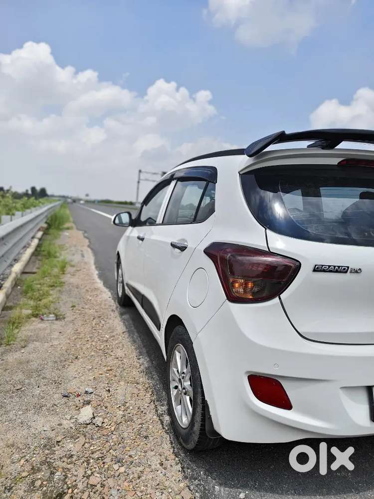 Hyundai Grand I10 2014 Cng & Hybrids Good Condition