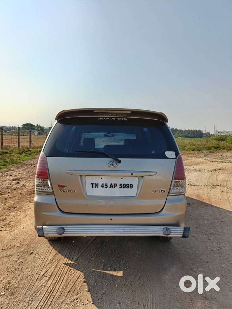 Toyota Innova, 2009