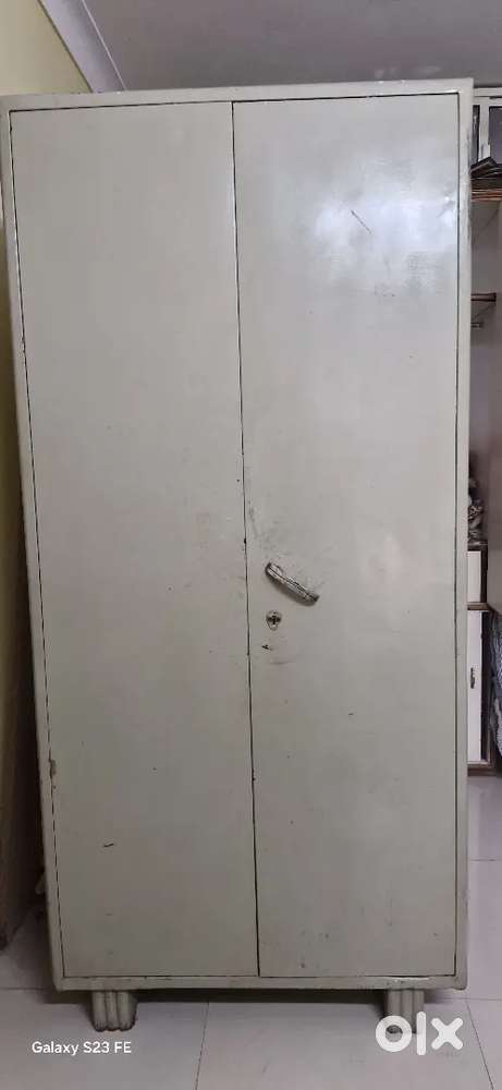 Full size steel almirah for sale