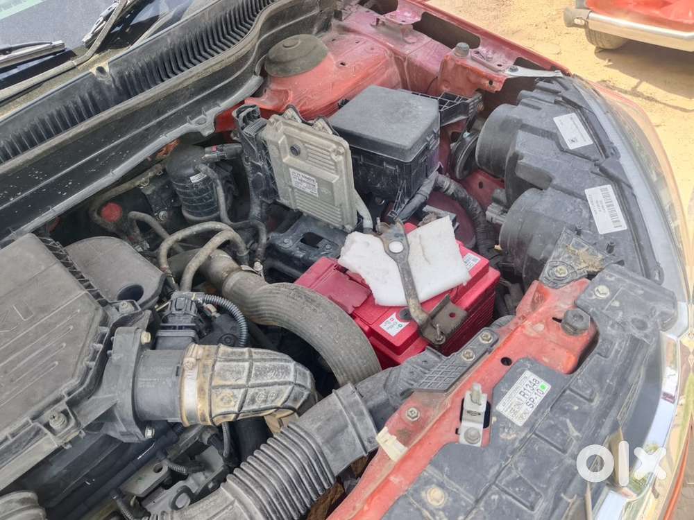 Maruti Suzuki Breeza In Red Colour Dual Tone Diesel 2018