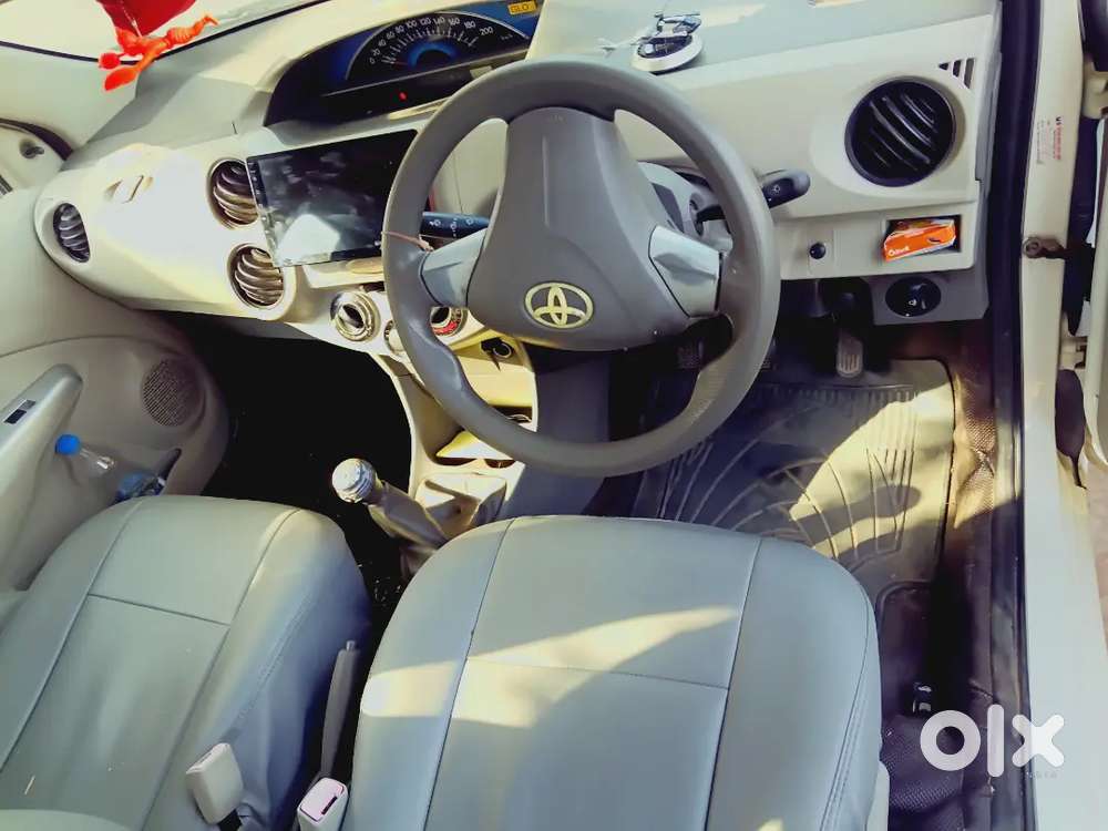 Toyota Etios Liva 2013