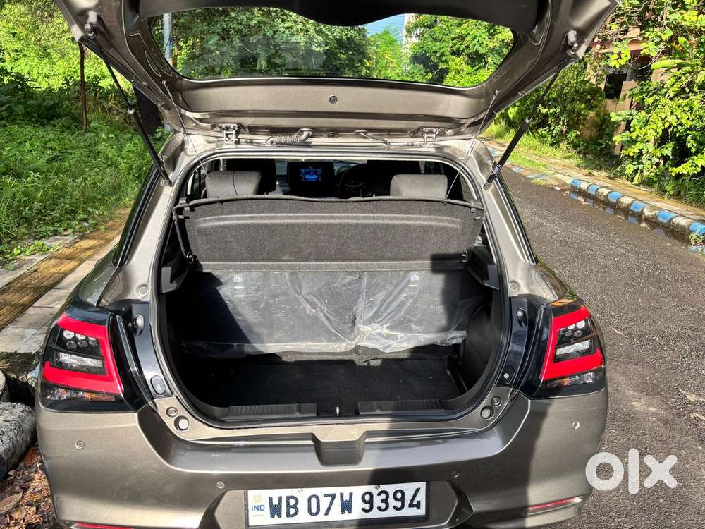 Maruti Suzuki Swift, 2025, Petrol