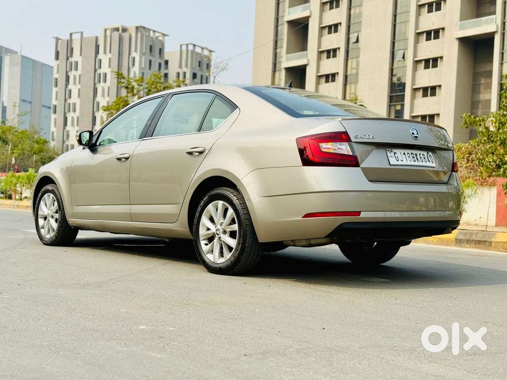 Skoda Octavia 2.0 L K Tsi At, 2019, Petrol