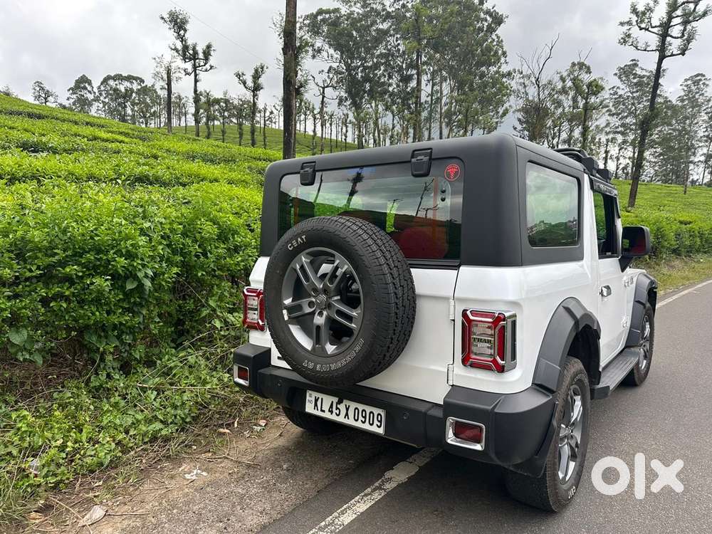 Mahindra Thar Petrol 2023