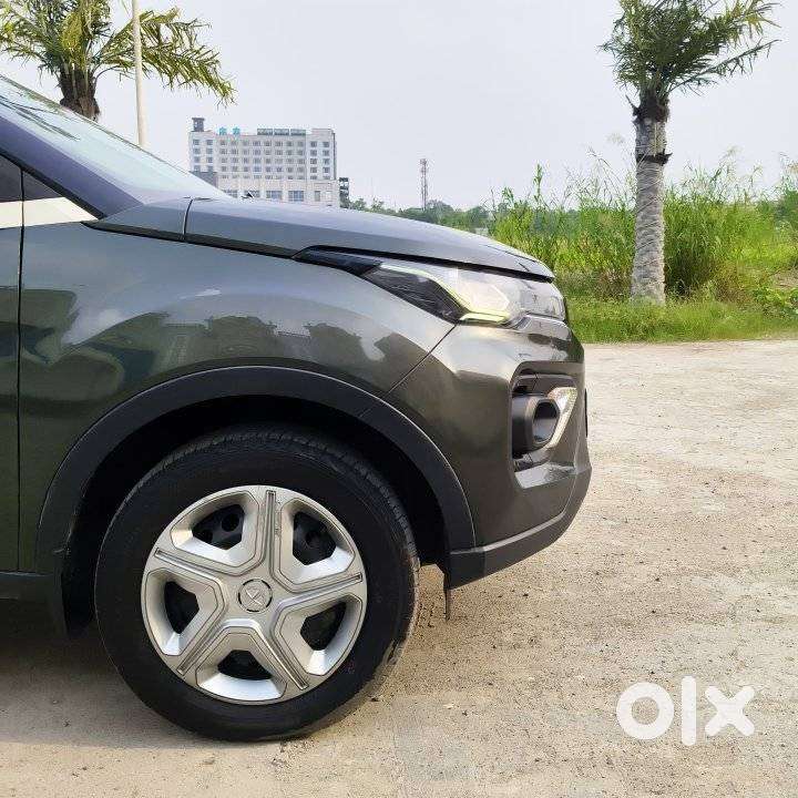 Tata Nexon 1.2 Revotron Xma Amt, 2020, Petrol