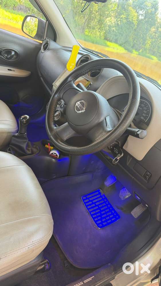 Nissan Micra Active 2015 Model