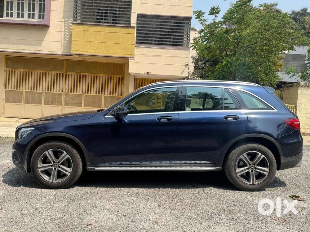Mercedes Benz Glc220d 4matic 2019 Single Owner Less Driven