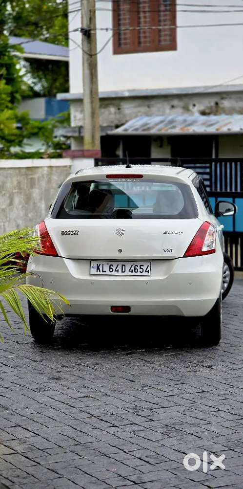 Maruti Suzuki Swift 2016 Petrol 68000 Km Driven