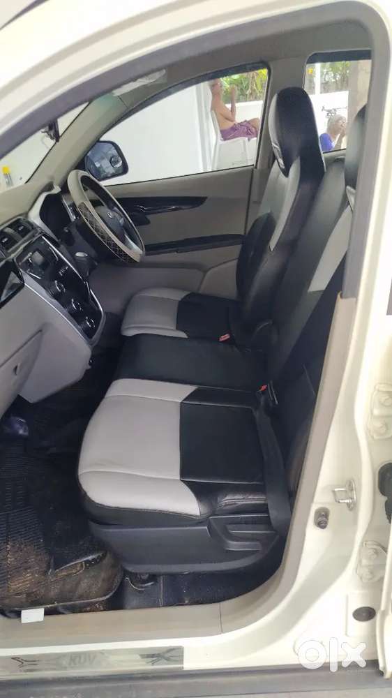 Mahindra Kuv 100 2016 Petrol Manual