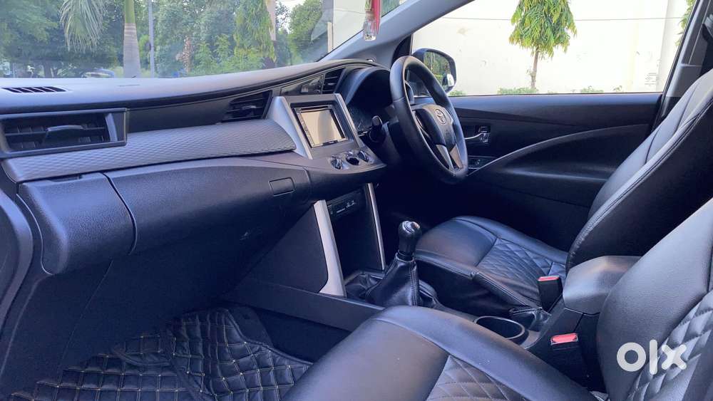 Toyota Innova Crysta 2.4 G Plus Mt, 2017, Diesel