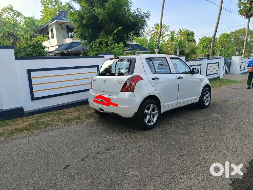 Maruti Suzuki Swift 2011 Diesel 110000 Km Driven