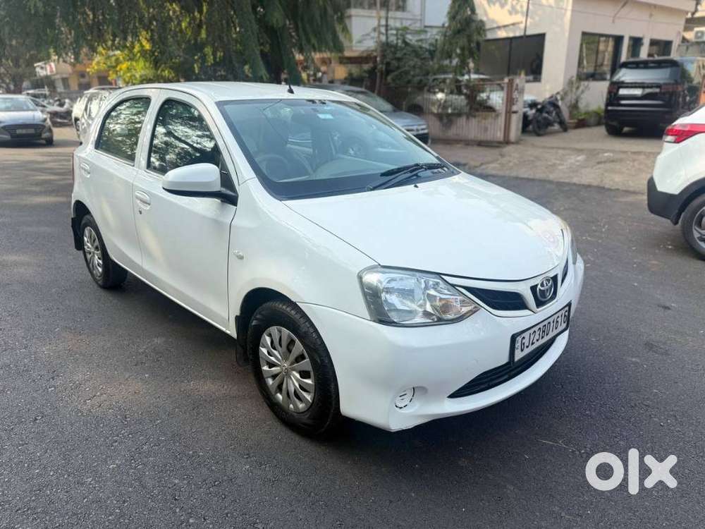 Toyota Etios Liva 2014-2016 G, 2015, Petrol