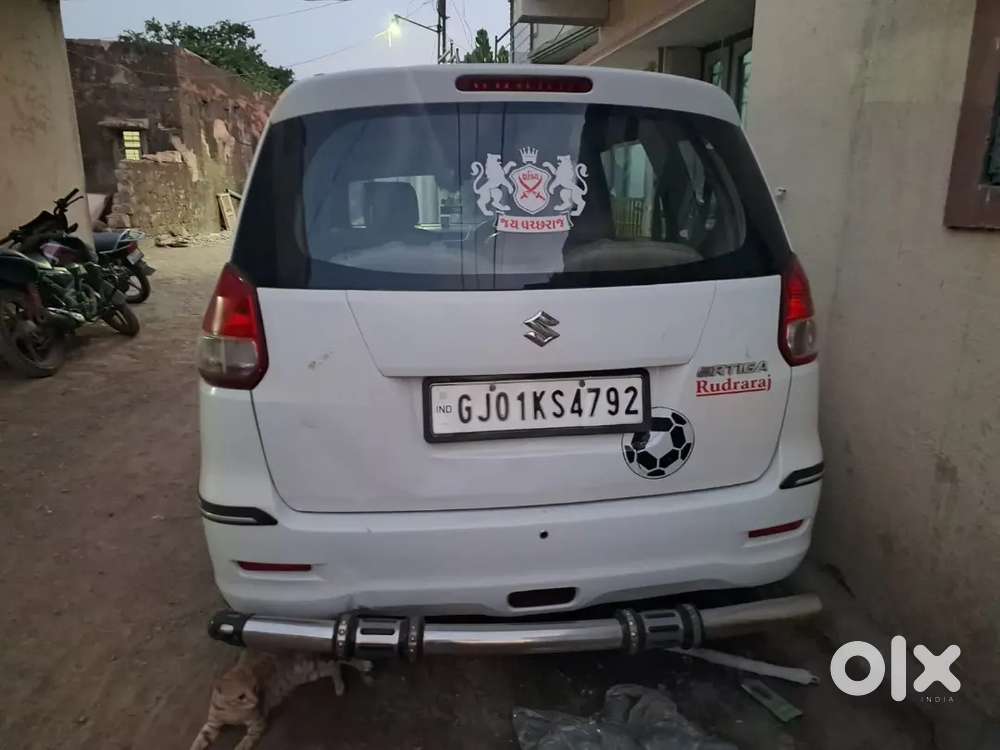 Ertiga Vdi S White