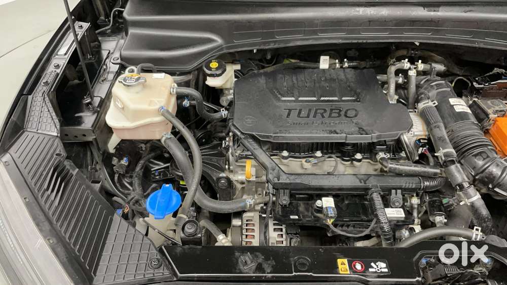 Hyundai Alcazar 1.5 Tdct Signature (o) 7s Petrol, 2023, Petrol