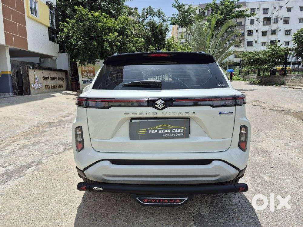 Maruti Suzuki Grand Vitara 1.5 Alpha Smart Hybrid, 2024