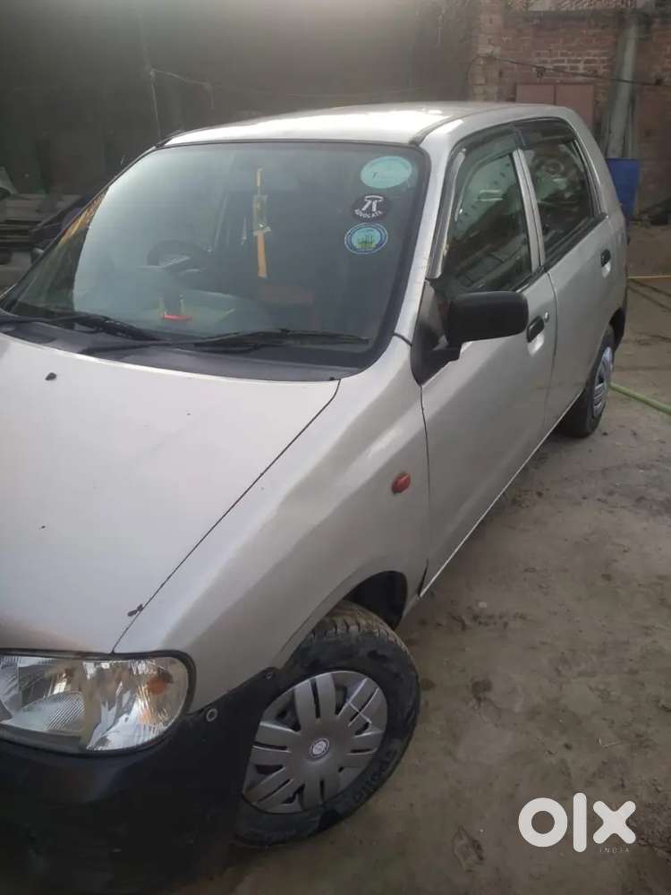 गाड़ी Me Ek Rupye Ka Kaam Nahi Bahut Hi Acchi Condition Me Hai