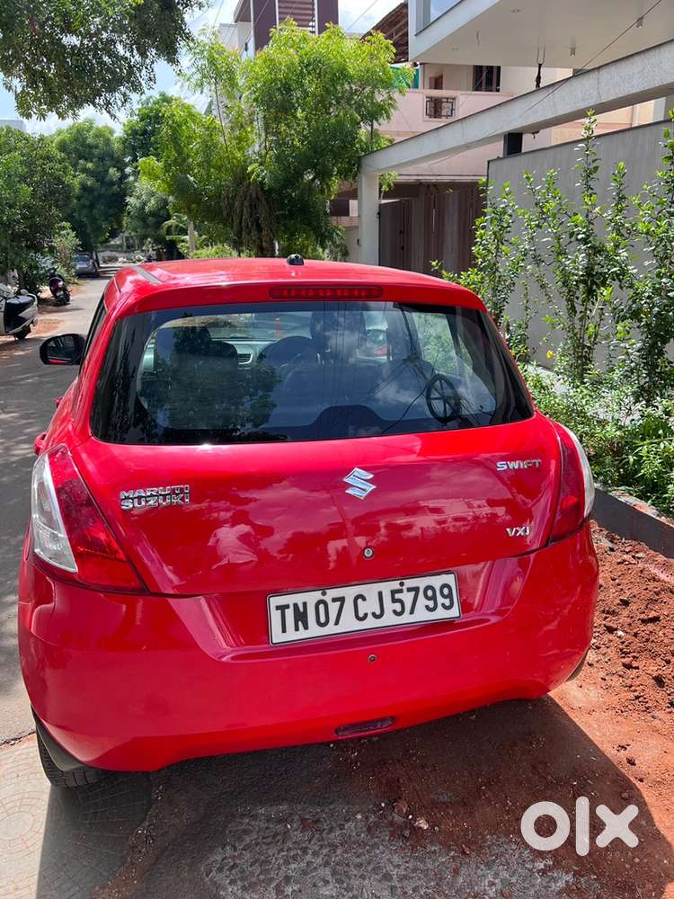 Maruti Suzuki Swift 2017 Petrol 99000 Km Driven