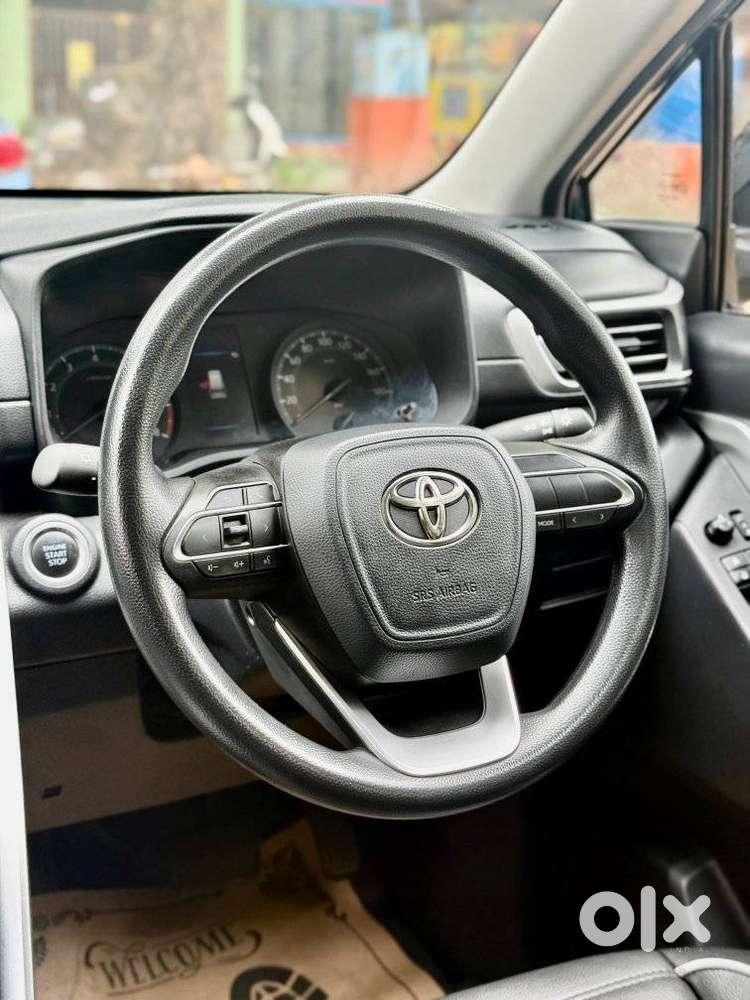Toyota Innova Hycross 2.0 Gx 8 Str, 2023, Petrol