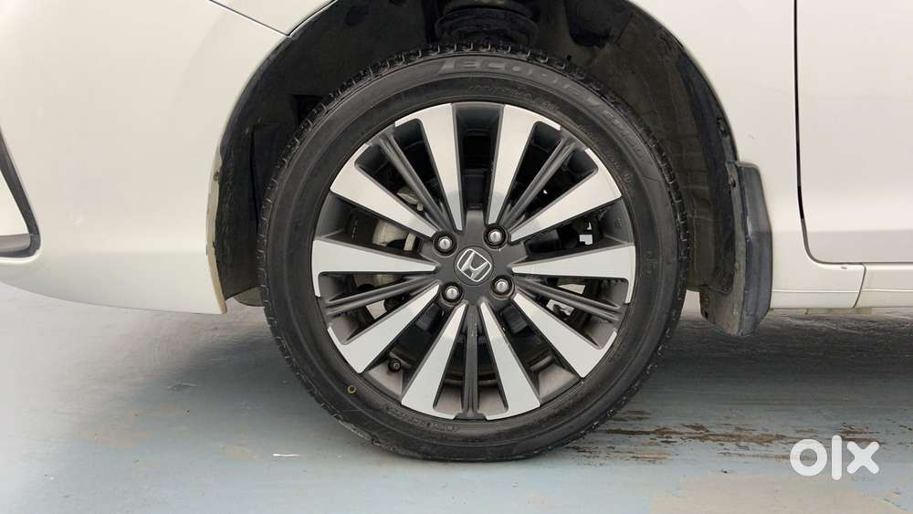 Honda City 1.5 Zx I-vtec Mt, 2023, Petrol