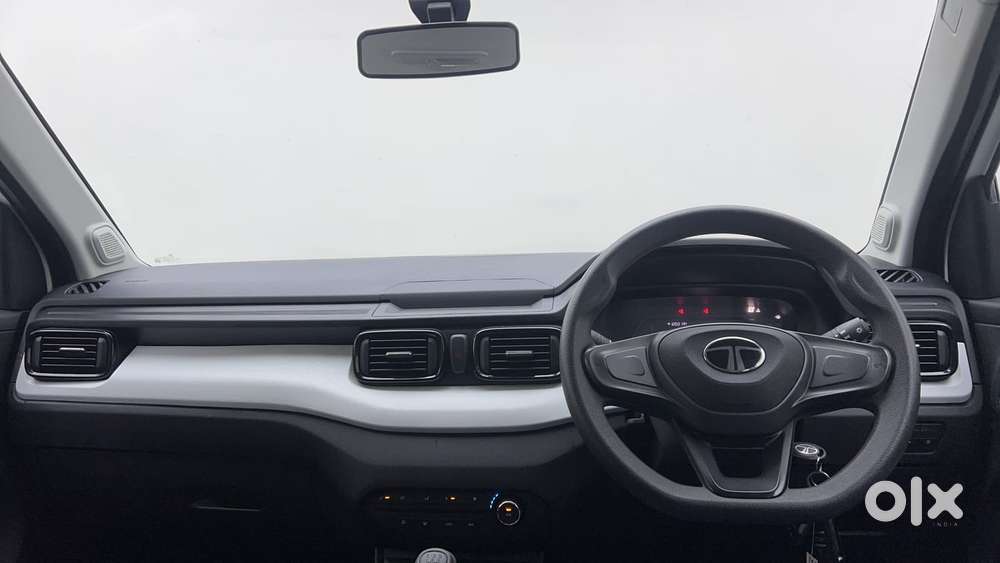 Tata Punch Pure, 2025, Petrol