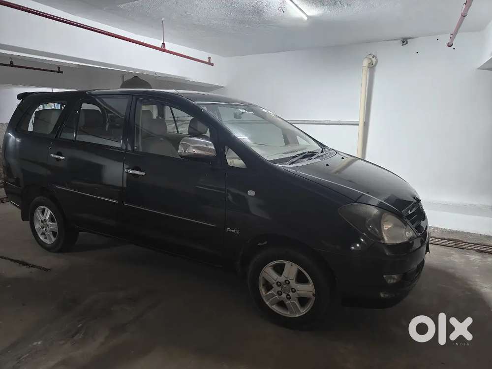Toyota Innova 2.0 V 2026
